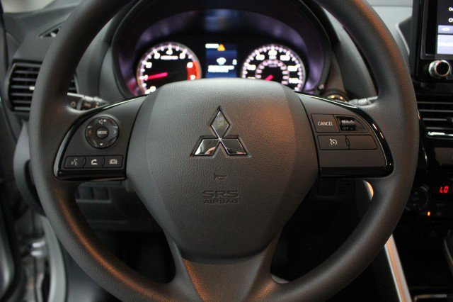 New 2026 Mitsubishi Eclipse Cross LE AWD/4WD image 8