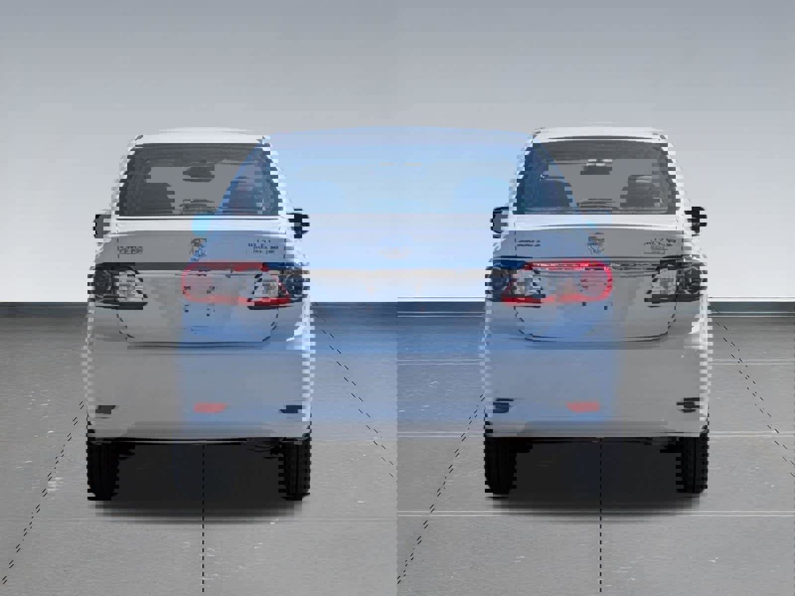 Used 2013 Toyota Corolla LE FWD image 4