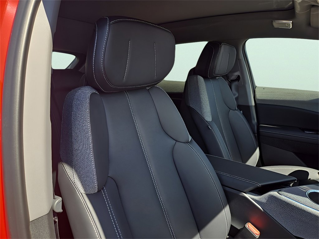 New 2025 Cadillac Optiq Sport 1 image 12