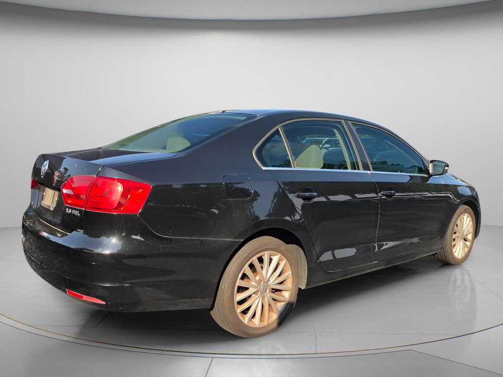 Used 2013 Volkswagen Jetta SEL FWD image 6