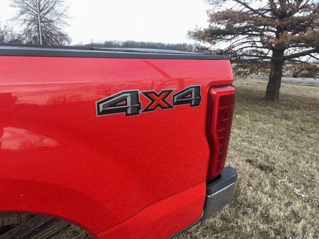 Used 2017 Ford F350 Lariat w/ Lariat Value Package image 10