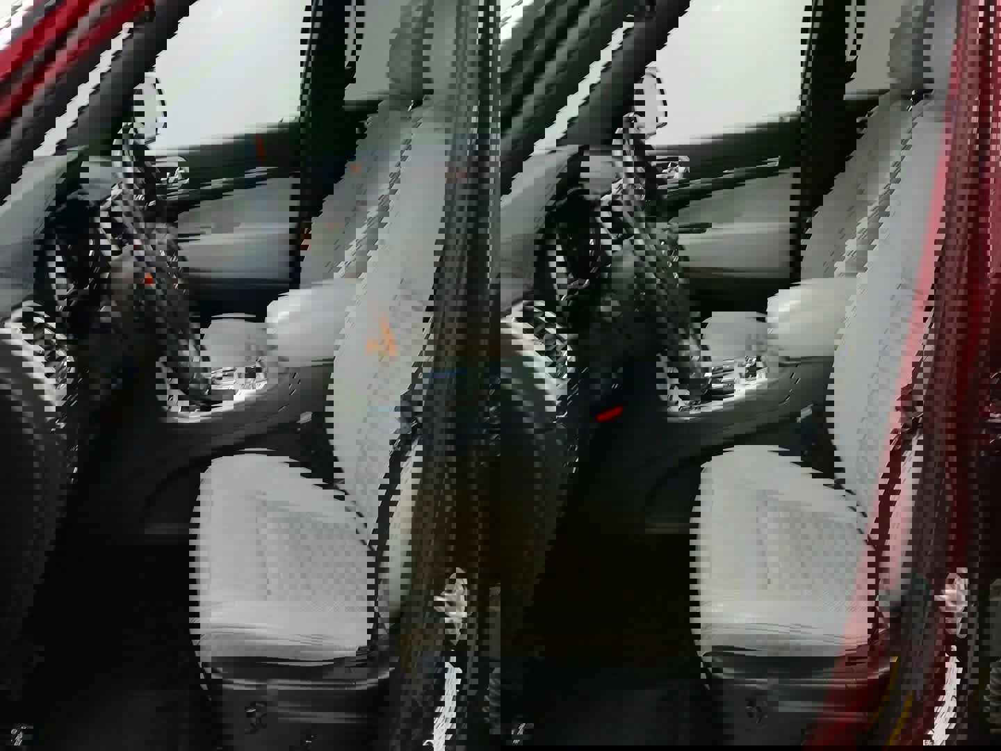 Used 2018 Jeep Grand Cherokee Limited image 8