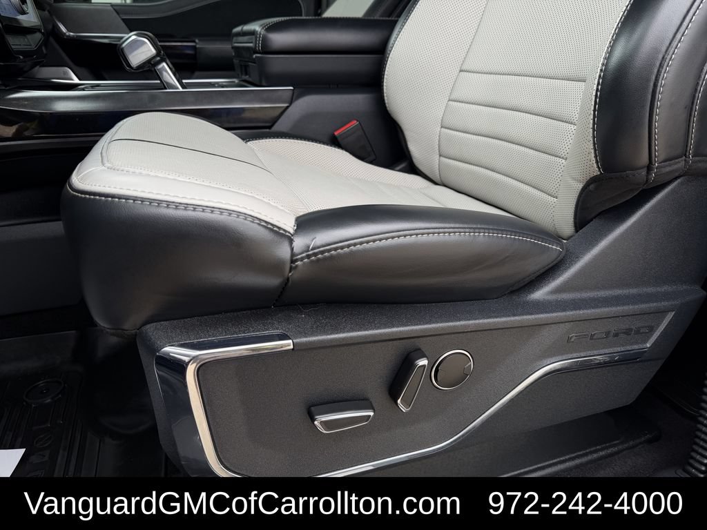 Used 2023 Ford F150 Lightning Platinum AWD/4WD image 32