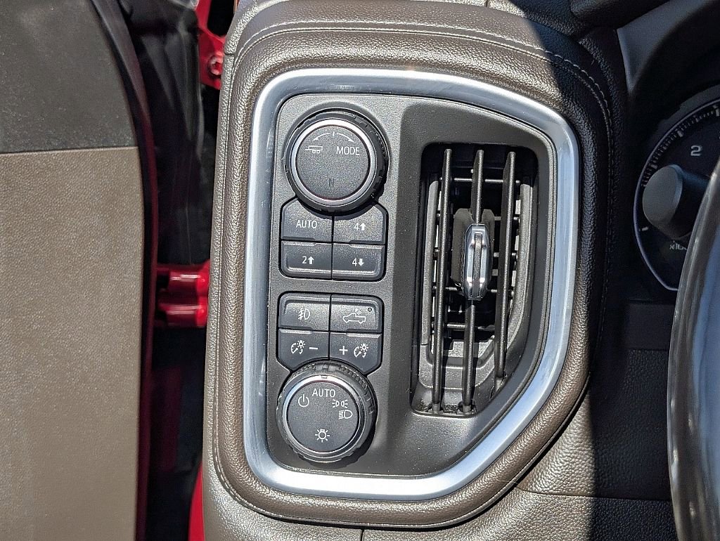 Used 2020 Chevrolet Silverado 1500 LT Trail Boss image 29