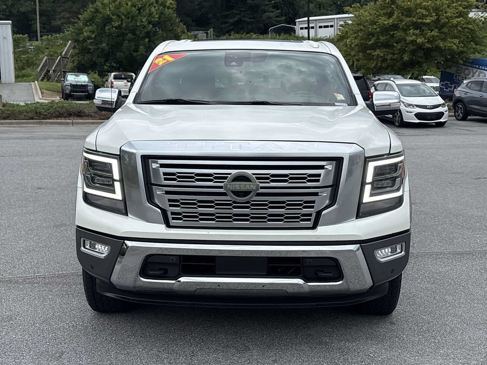 Used 2021 Nissan Titan Platinum Reserve w/ Moonroof Package AWD/4WD image 3