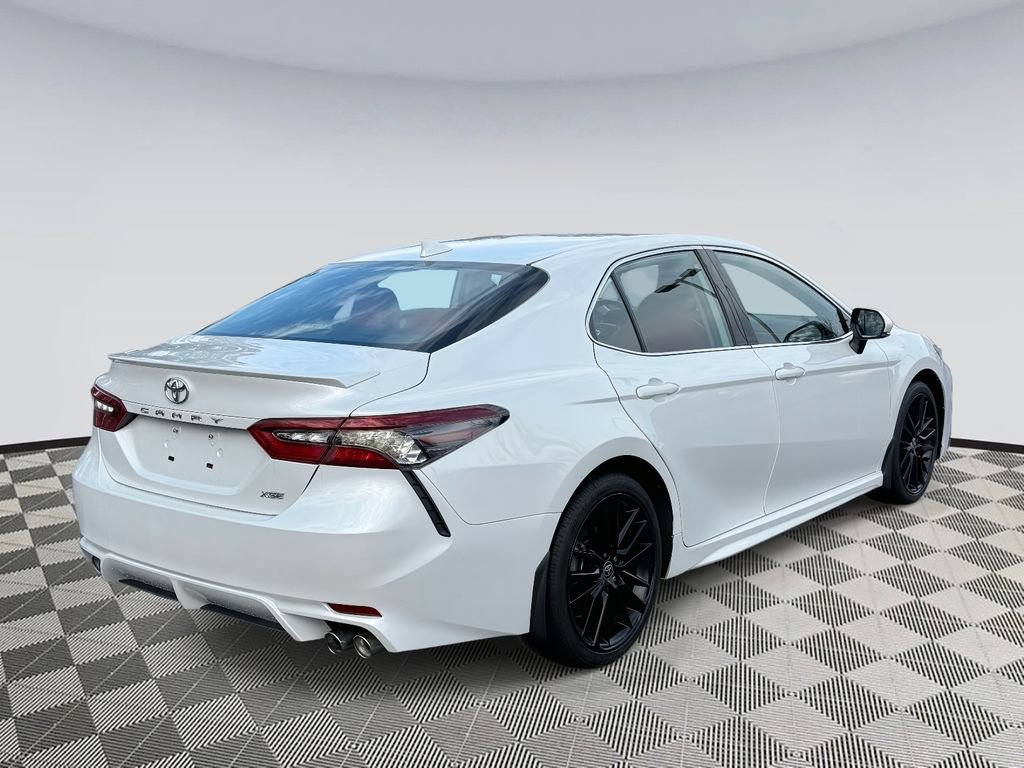 Used 2022 Toyota Camry XSE image 2