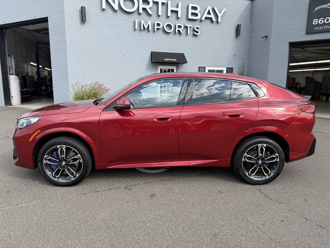 Used 2025 BMW X2 xDrive28i w/ Premium Package AWD/4WD image 47