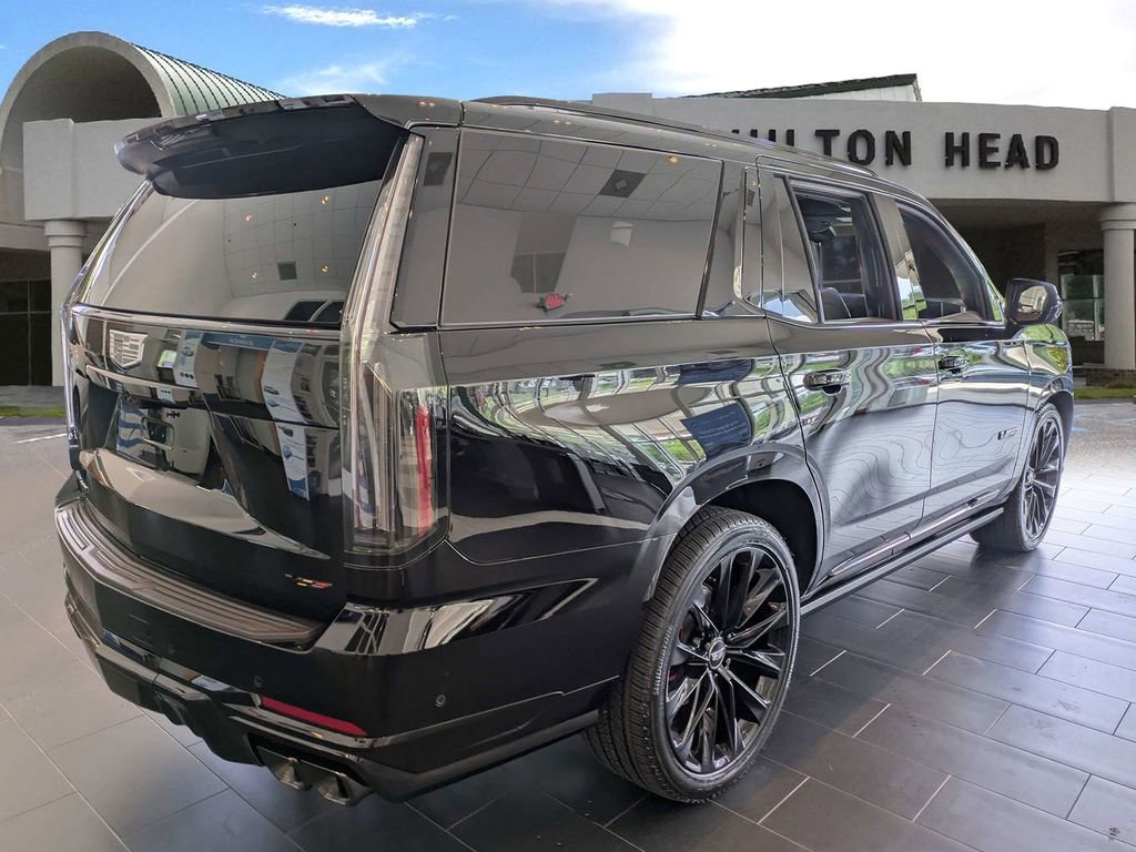 Certified 2026 Cadillac Escalade V w/ LPO, ONYX Package AWD/4WD image 3