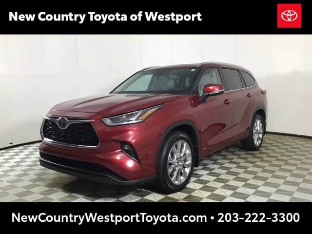 Used 2023 Toyota Highlander Limited image 3