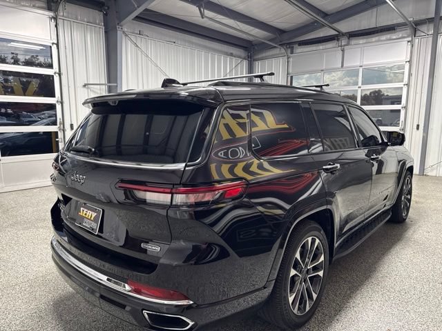 Used 2023 Jeep Grand Cherokee L Overland w/ Advanced Protech Group III AWD/4WD image 18