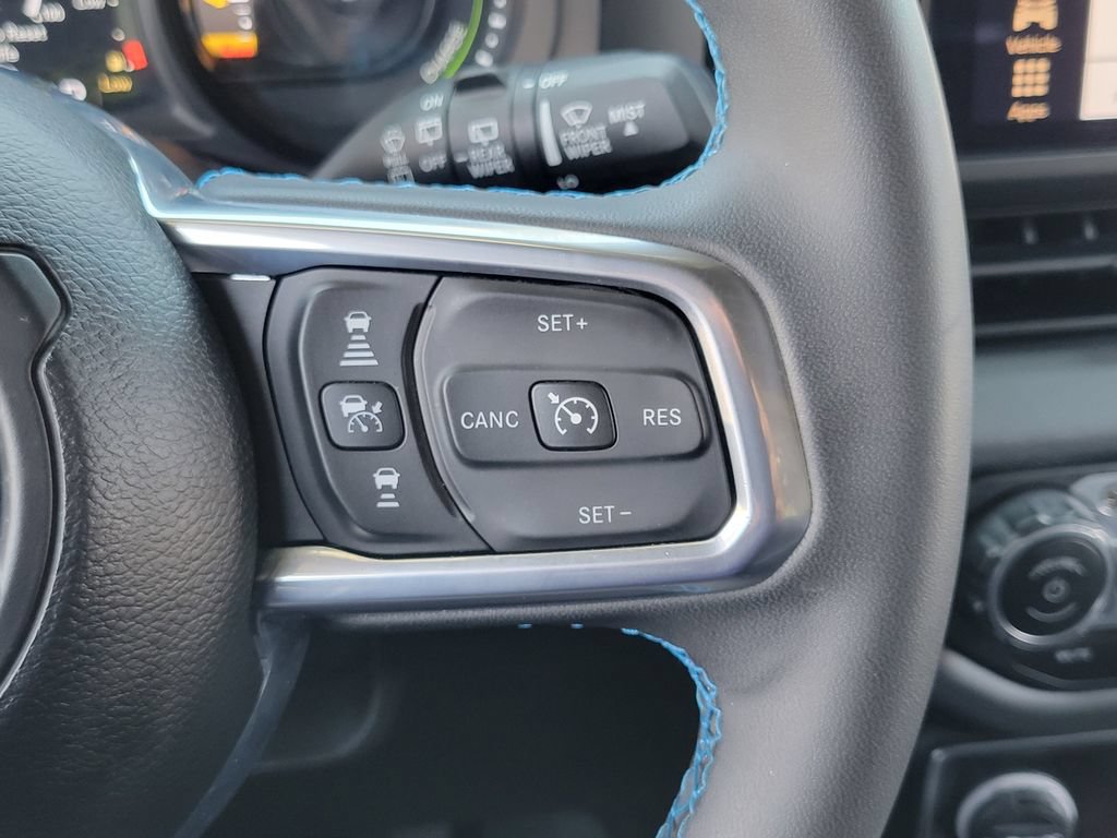 Used 2024 Jeep Wrangler High Altitude AWD/4WD image 6