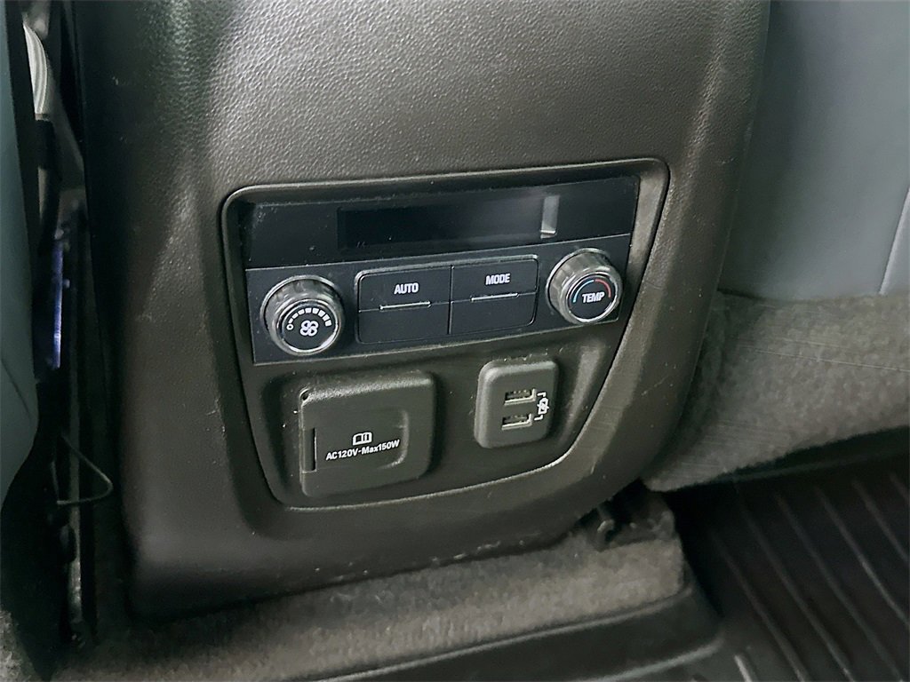 Used 2019 Buick Enclave Essence image 25