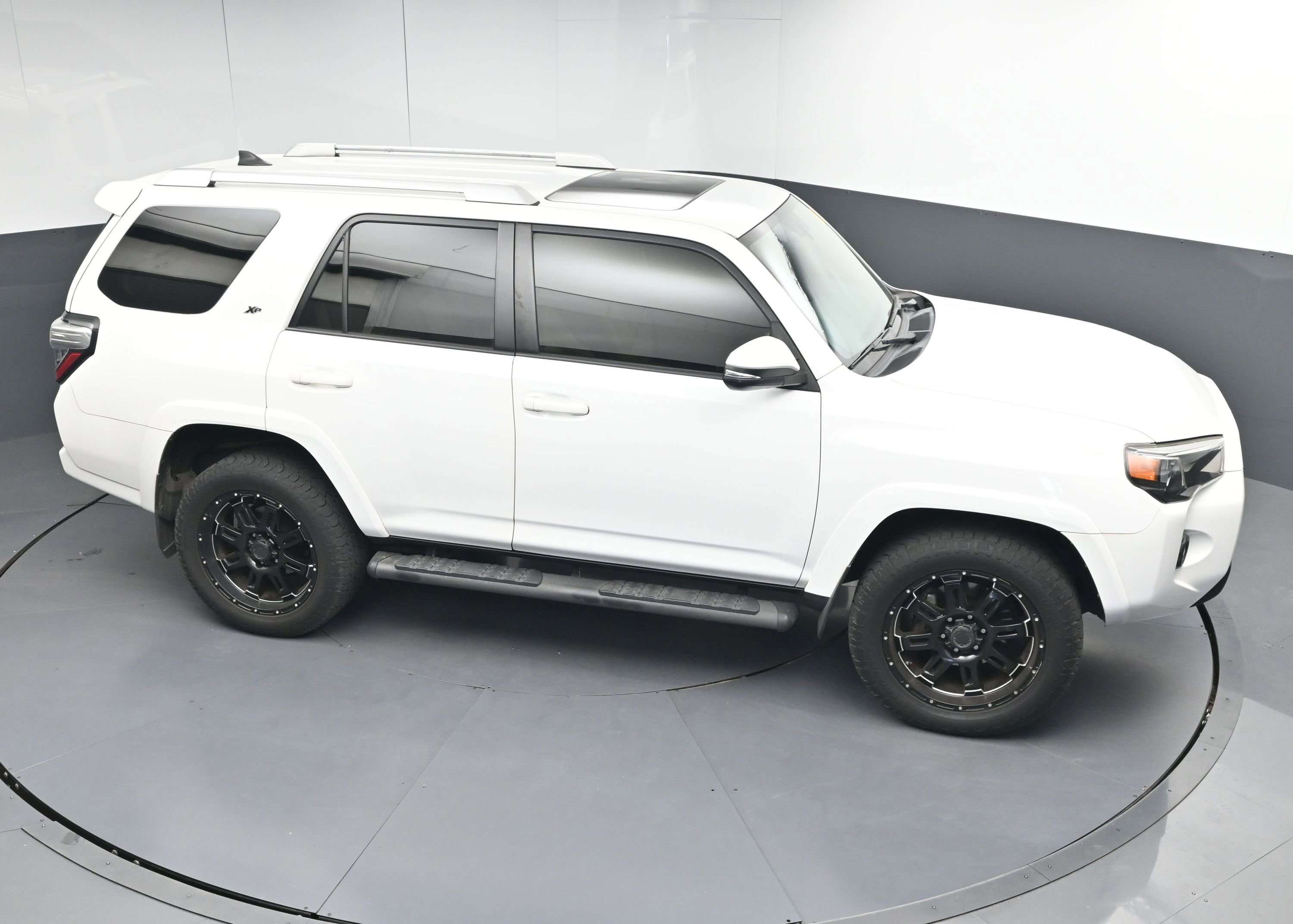 Used 2016 Toyota 4Runner SR5 Premium image 33