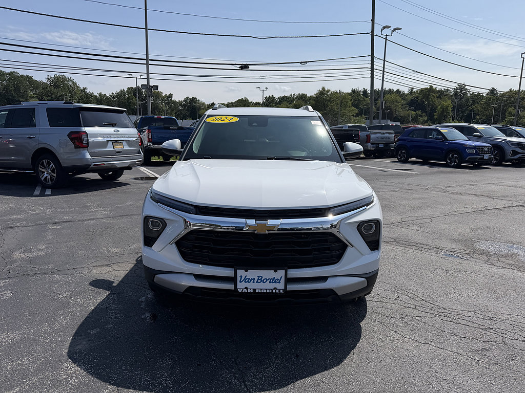 Used 2024 Chevrolet TrailBlazer LT FWD image 10