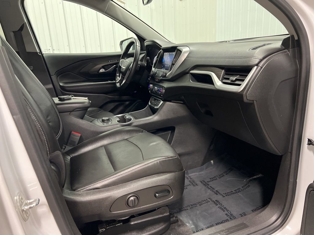 Certified 2022 GMC Terrain SLT image 9