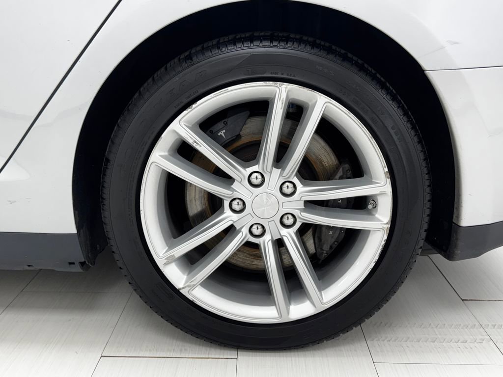 Used 2013 Tesla Model S image 42