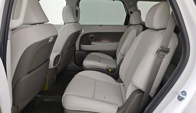 Used 2026 Hyundai Palisade Limited image 6