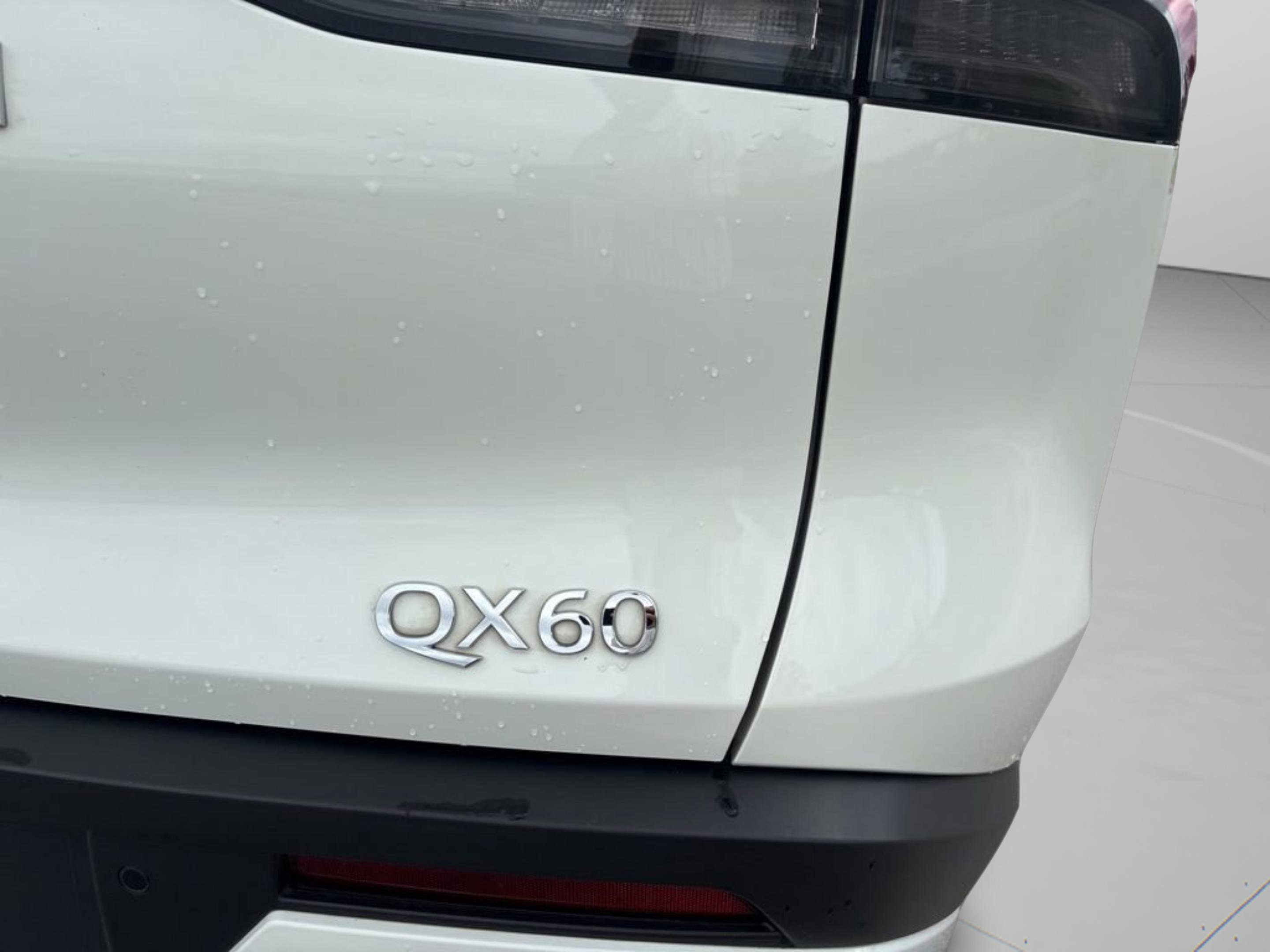 Used 2023 INFINITI QX60 Pure image 30