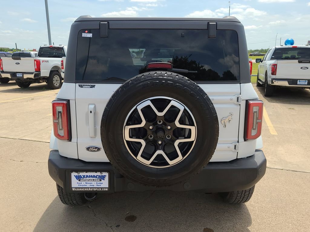 Used 2023 Ford Bronco Outer Banks AWD/4WD image 4