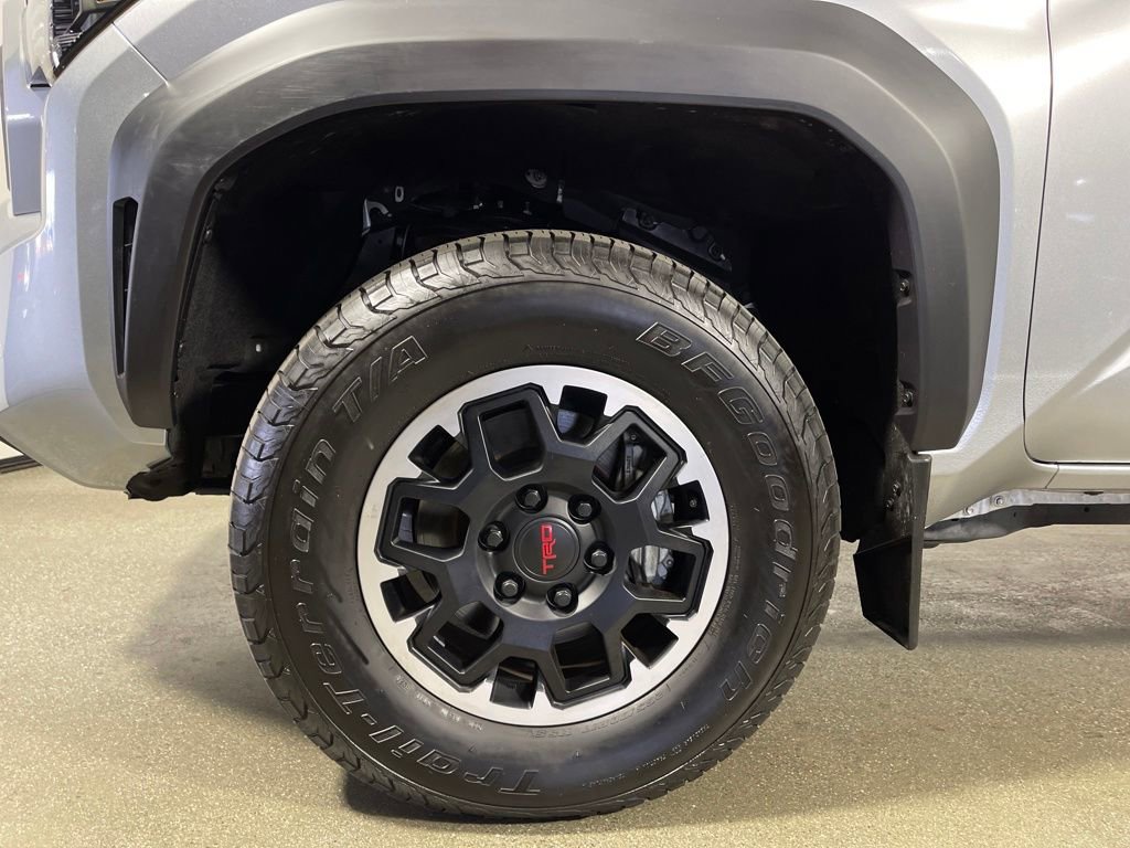 Used 2024 Toyota Tacoma TRD Off-Road w/ TRD Off Road Upgrade Package image 11