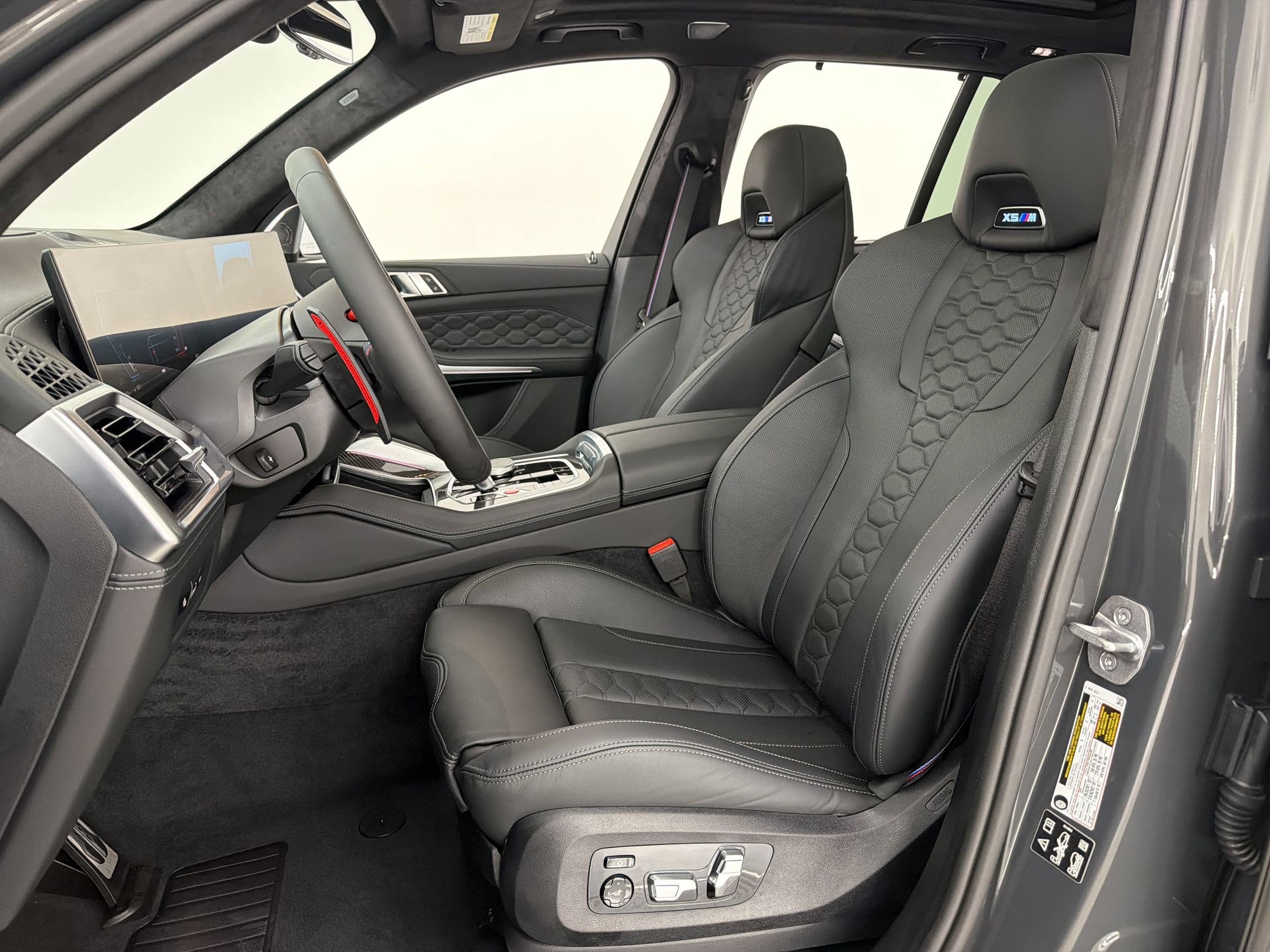 New 2026 BMW X5 M Competition w/ Executive Package AWD/4WD image 5