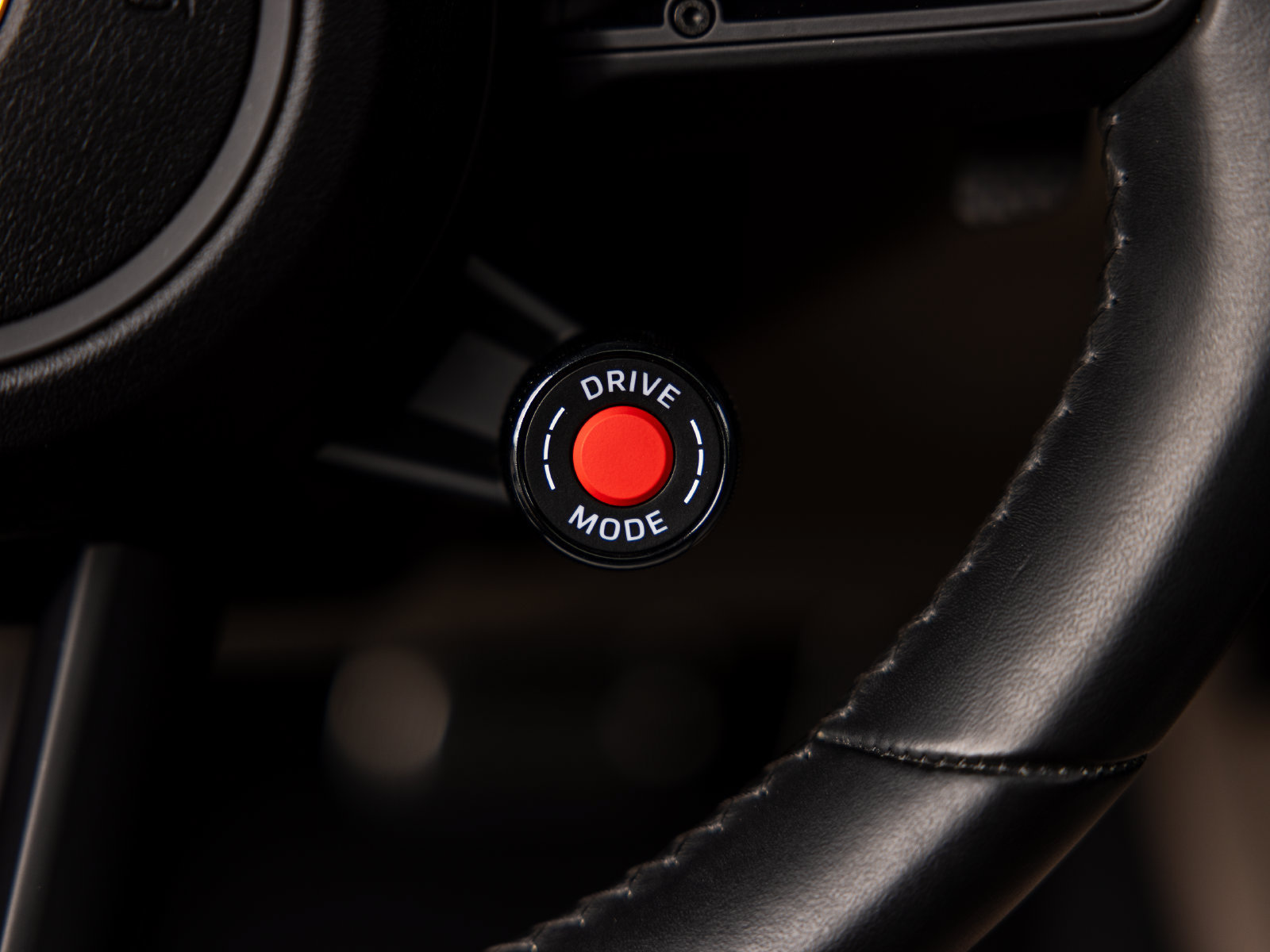 Certified 2025 Porsche 911 Carrera RWD image 42