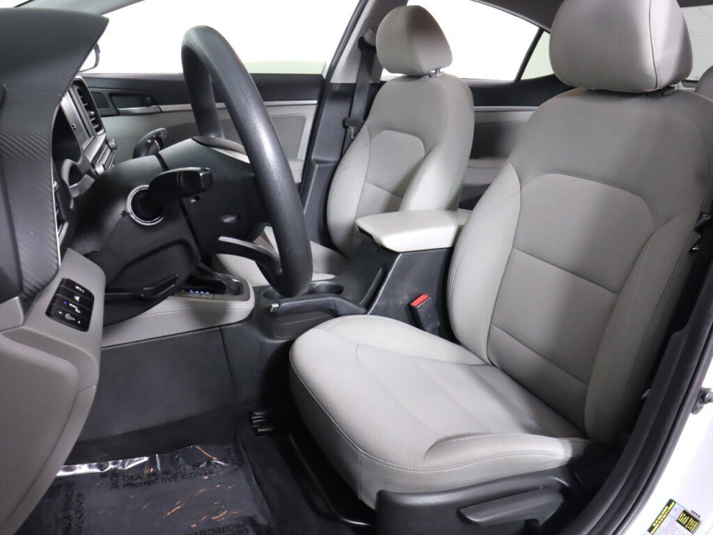 Used 2019 Hyundai Elantra SEL FWD image 30