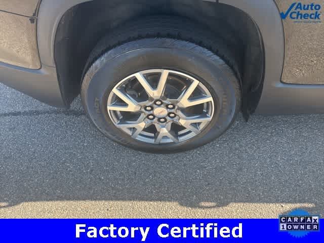Certified 2022 GMC Acadia SLT AWD/4WD image 9