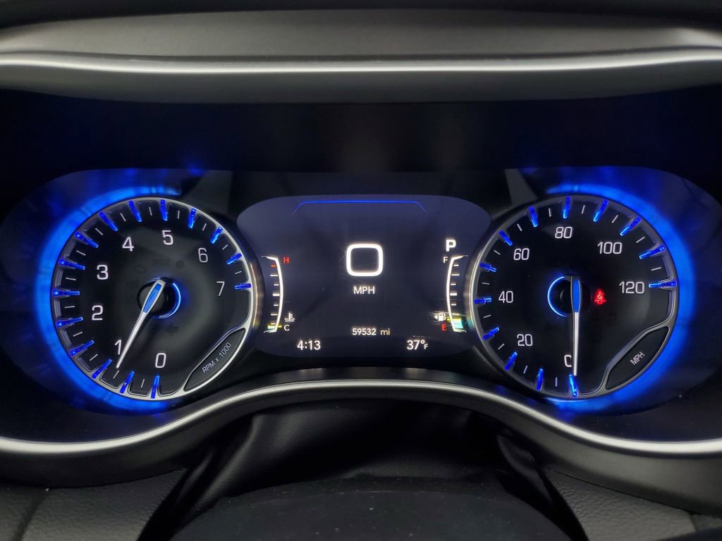 Used 2024 Chrysler Pacifica Touring-L FWD image 16