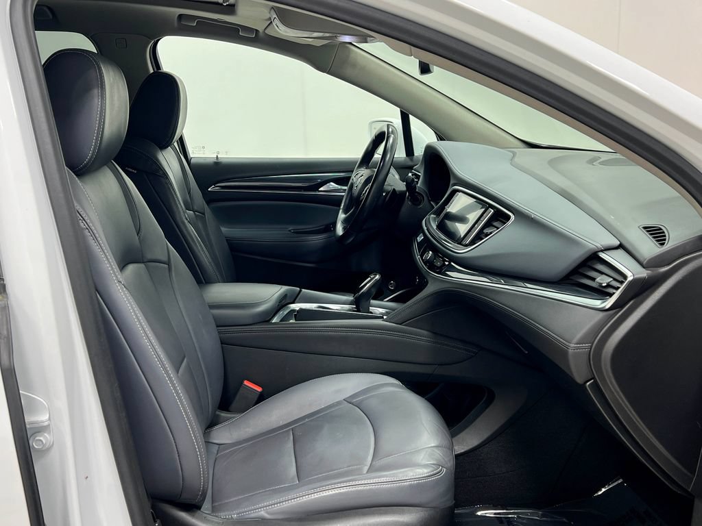 Used 2018 Buick Enclave Essence AWD/4WD image 37