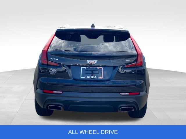 Used 2023 Cadillac XT4 Luxury w/ Cold Weather Package AWD/4WD image 3