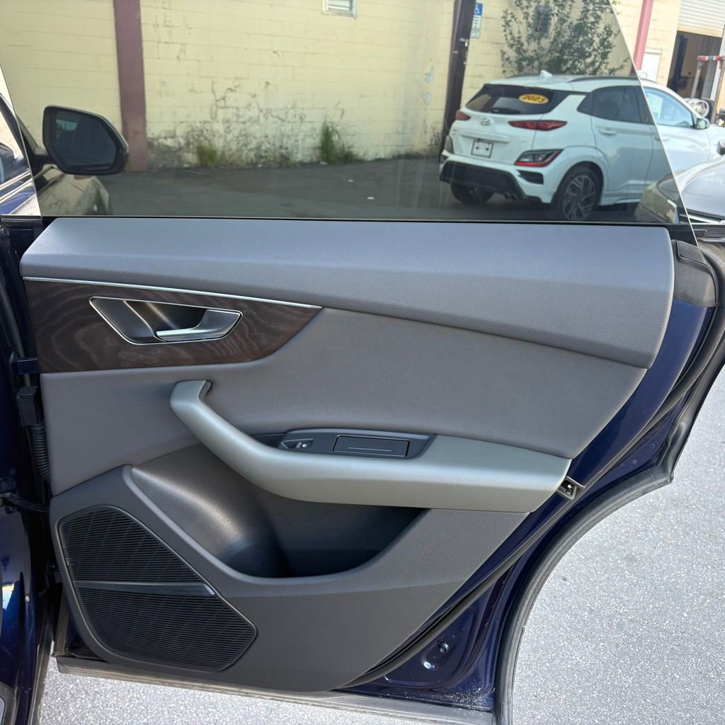 Used 2021 Audi Q8 Premium Plus image 16