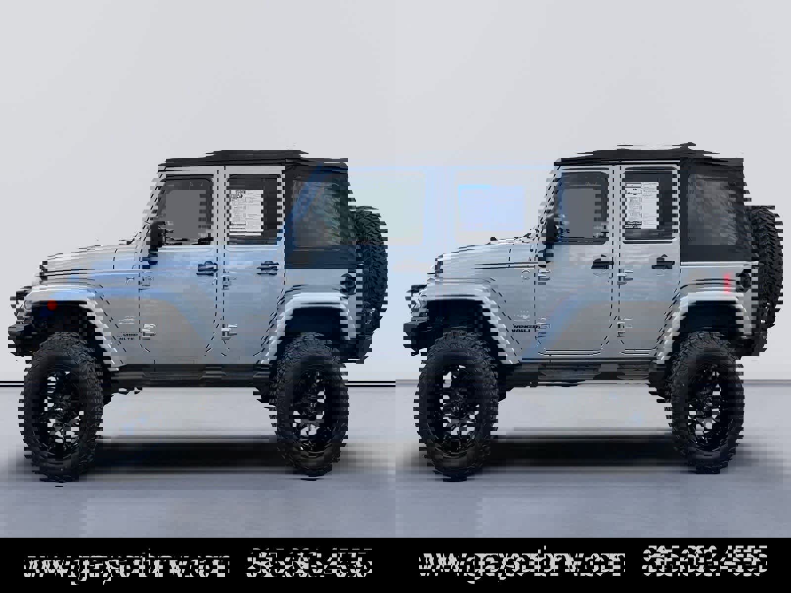 Used 2015 Jeep Wrangler Unlimited Sahara image 6