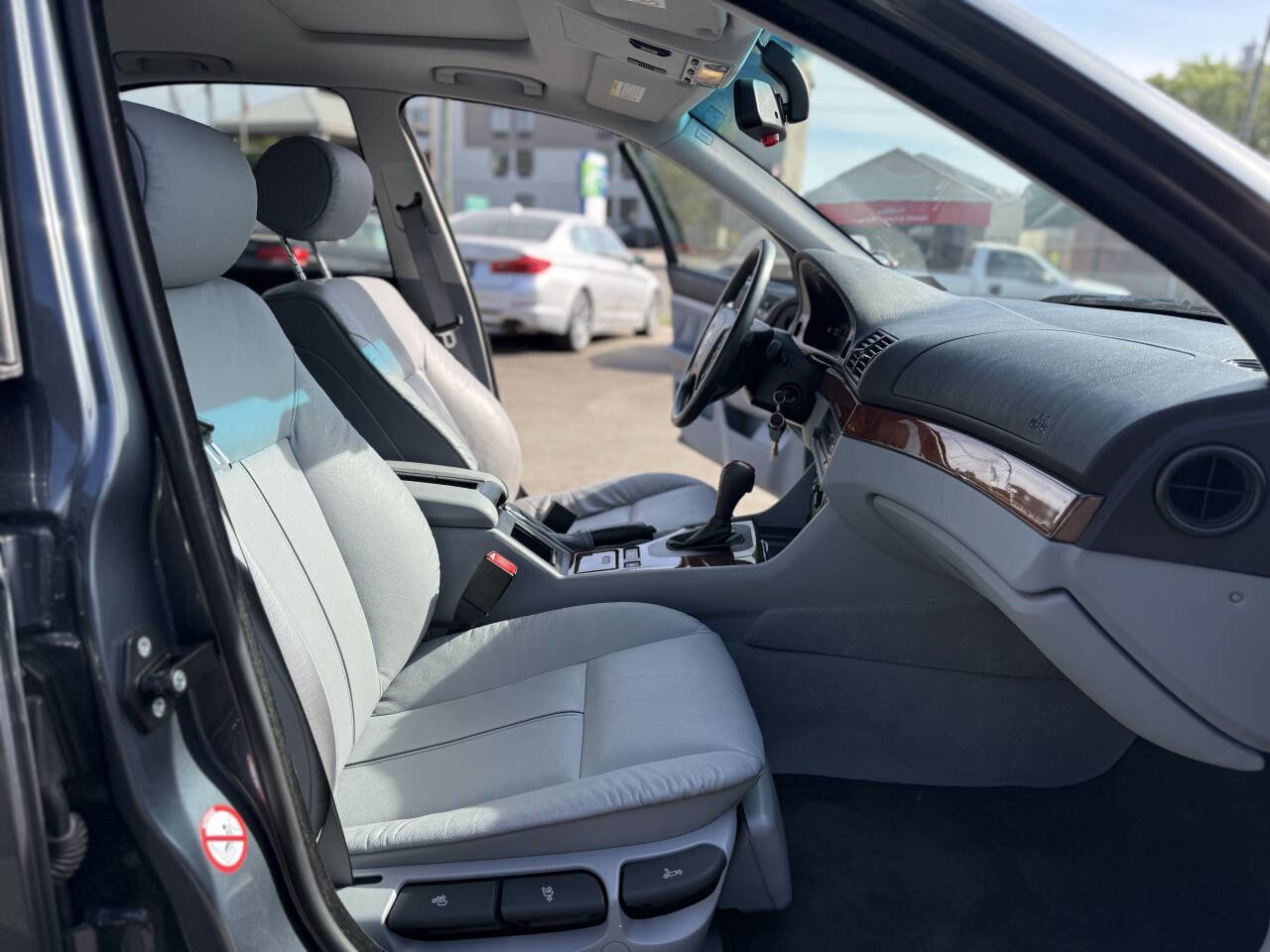 Used 2001 BMW 525i Sedan RWD image 27