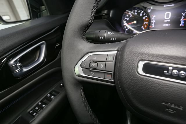 Used 2026 Jeep Compass Limited AWD/4WD image 30