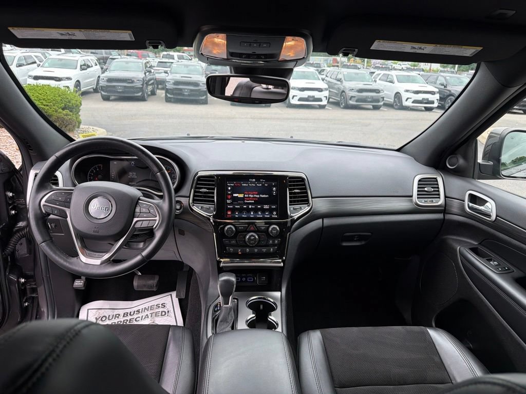 Used 2021 Jeep Grand Cherokee Laredo X AWD/4WD image 21