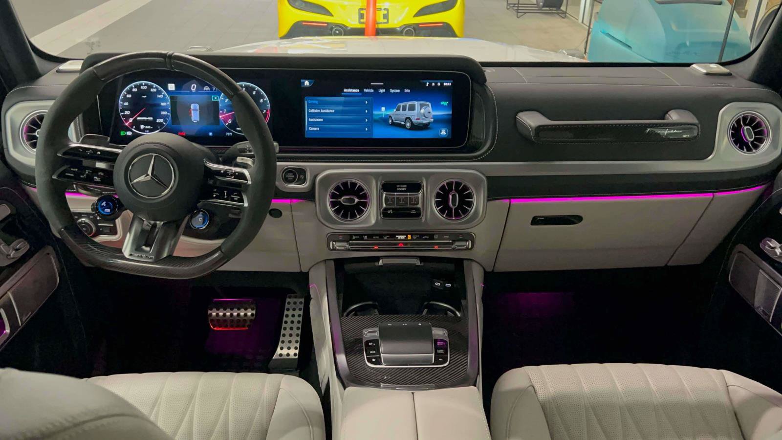 Used 2025 Mercedes-Benz G 63 AMG 4MATIC image 33