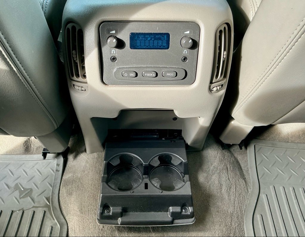 Used 2005 Chevrolet Avalanche Z66 w/ Sun And Sound Package image 32