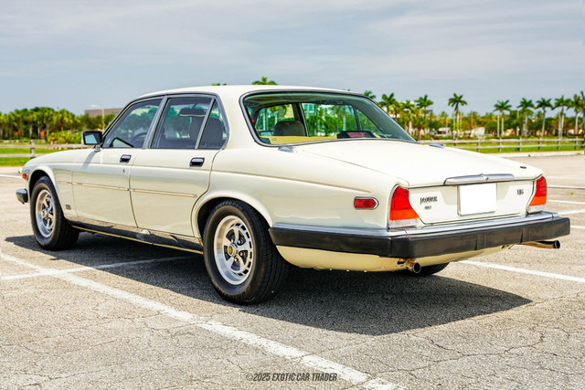 Used 1987 Jaguar XJ6 image 6