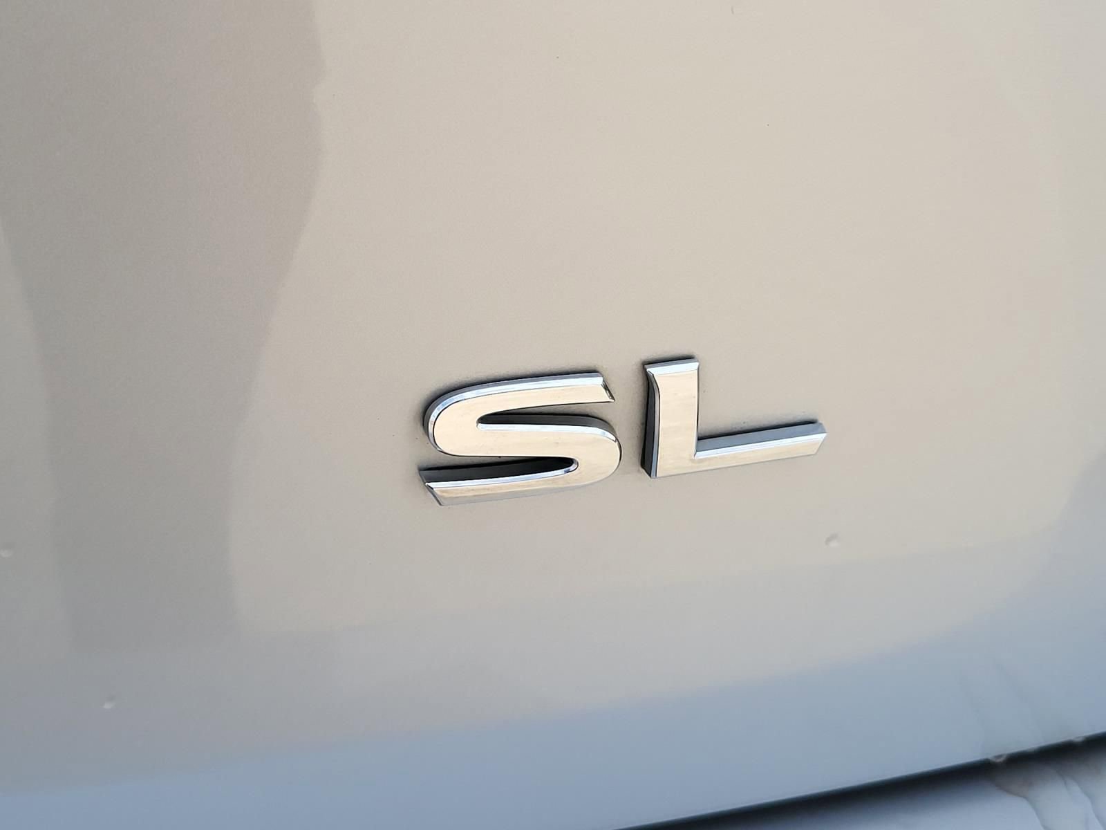 Used 2020 Nissan Pathfinder SL image 9