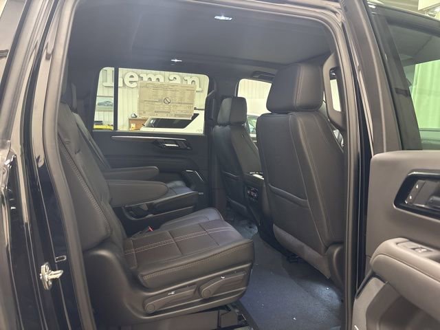 New 2026 Chevrolet Suburban High Country w/ Sun And Tow Package image 17