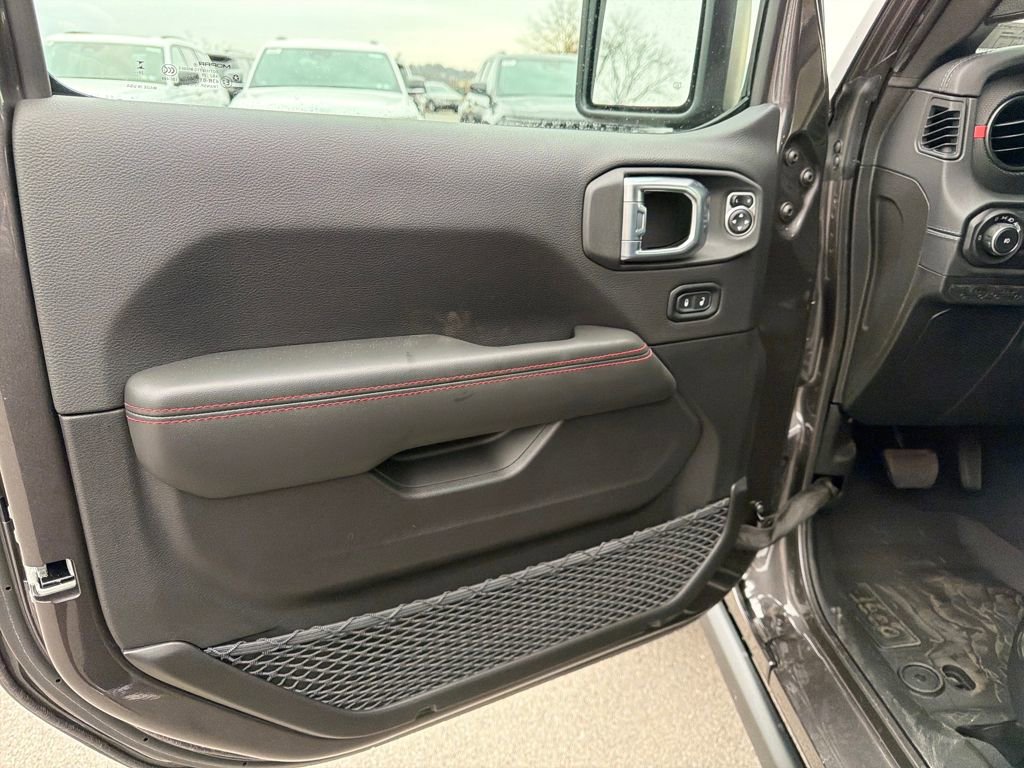New 2026 Jeep Wrangler Rubicon w/ Technology Group image 11