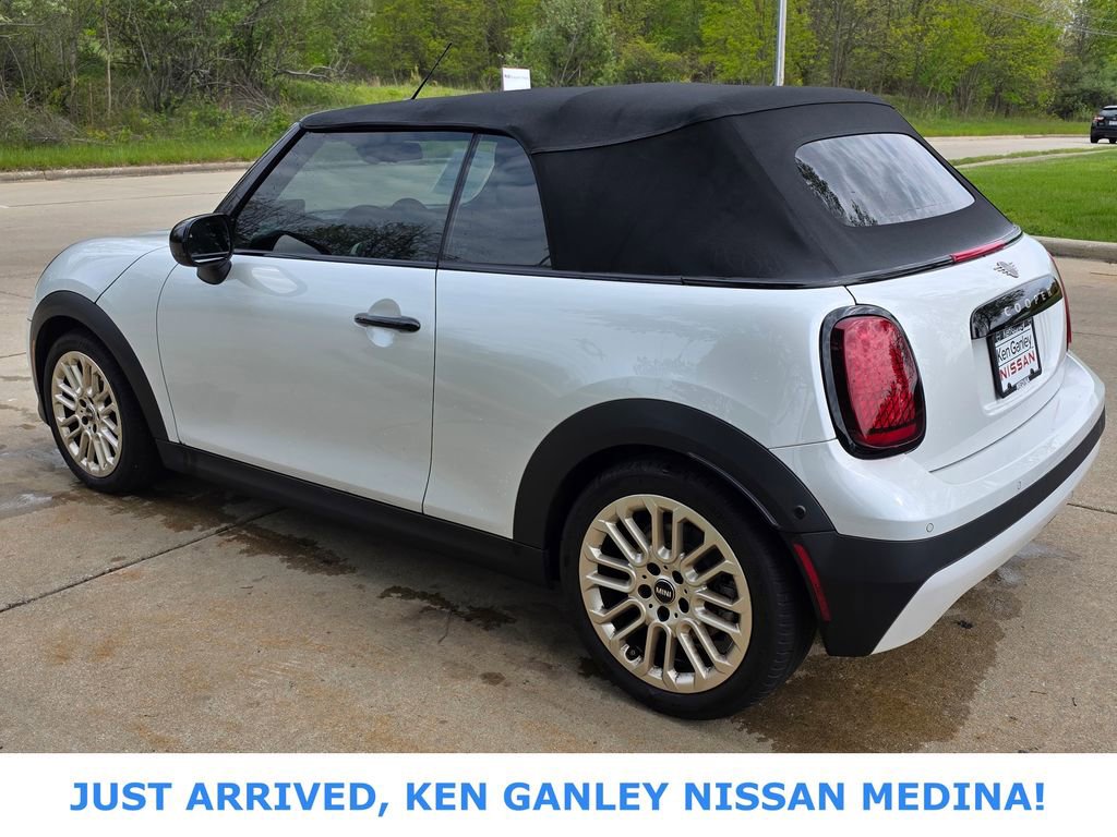 Used 2025 MINI Cooper S FWD image 24