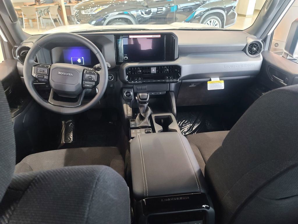 Used 2025 Toyota Land Cruiser image 20