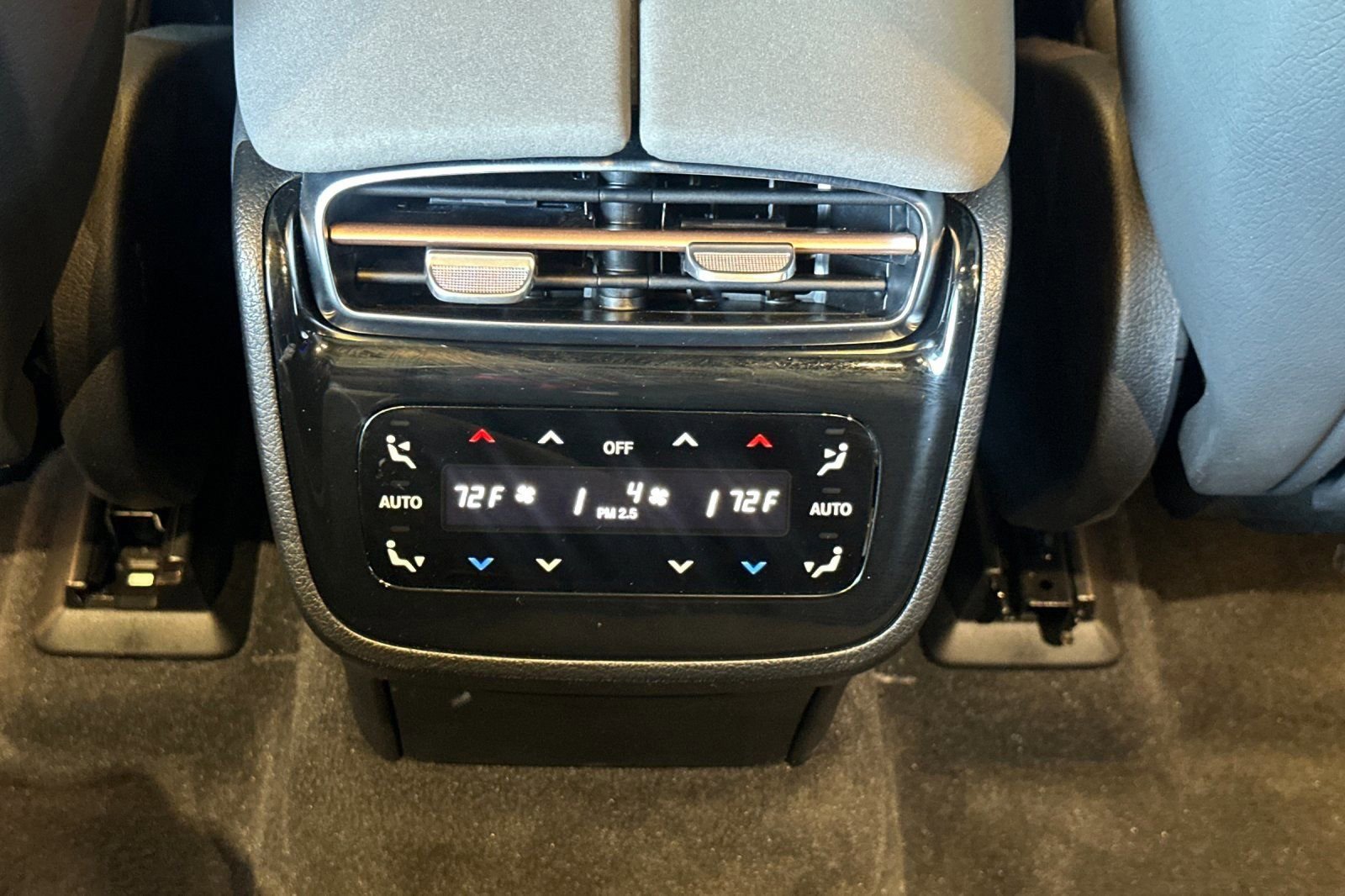 Used 2023 Mercedes-Benz EQS 580 4MATIC SUV image 19