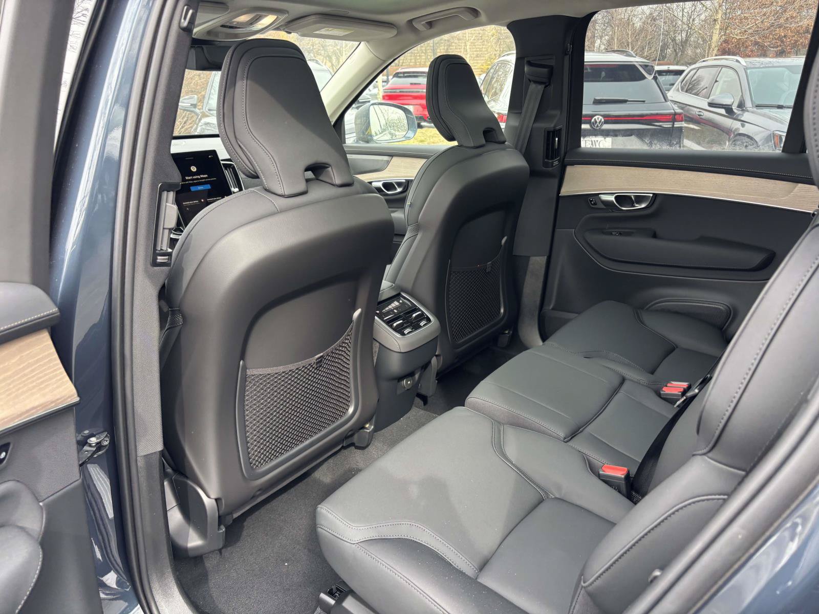 Used 2026 Volvo XC90 B6 Plus w/ Protection Package Premier AWD/4WD image 27