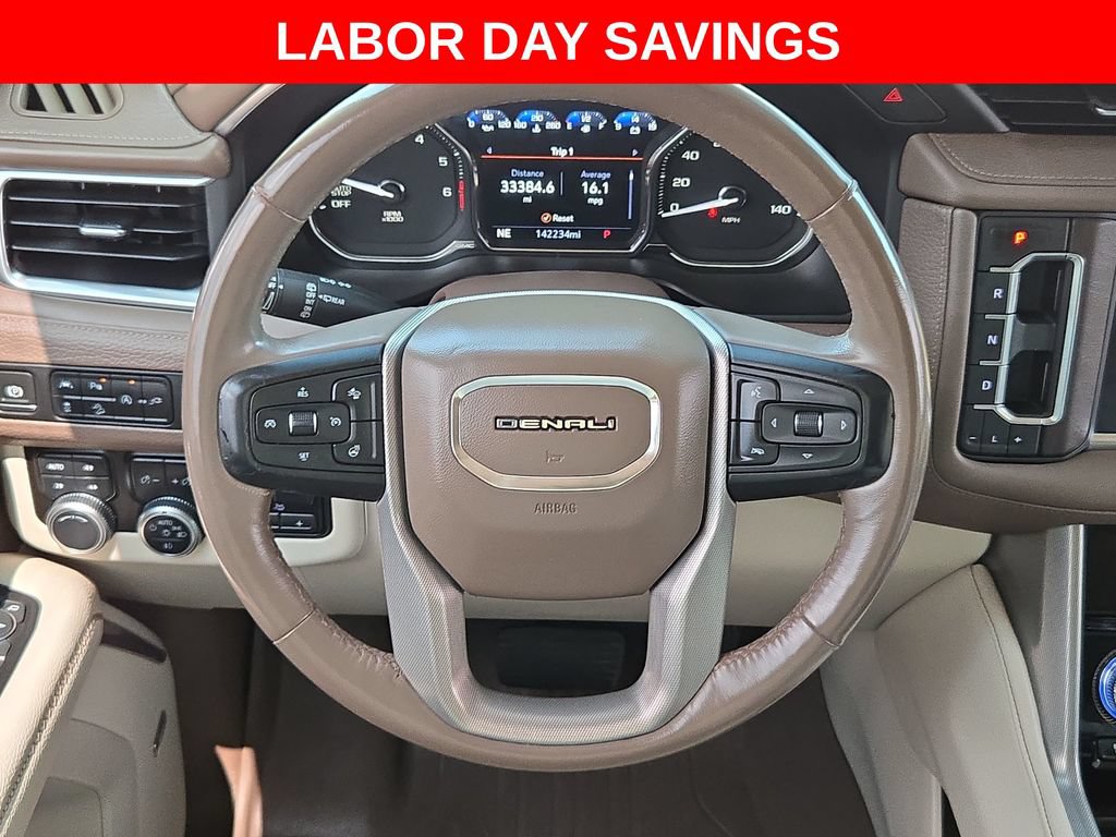 Used 2021 GMC Yukon XL Denali w/ Denali Premium Package AWD/4WD image 22