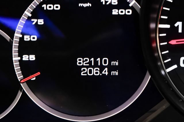 Used 2018 Porsche Panamera 4S AWD/4WD image 24