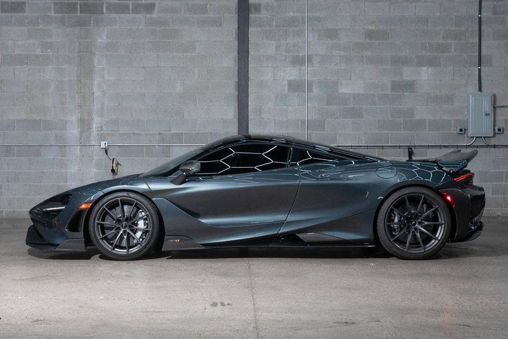 Used 2021 McLaren 765LT image 6