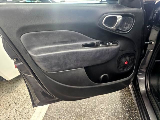 Used 2017 FIAT 500L Trekking image 24